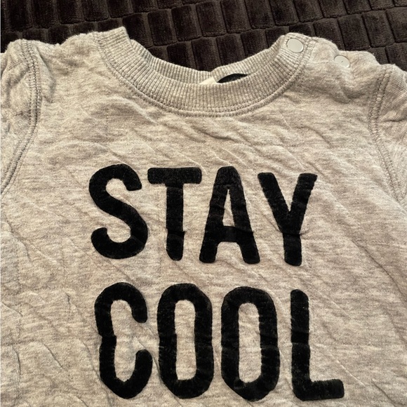 H&M Infant “stay cool” sweatshirt w/reinforced elbows-Great used cond-Sz 6-9 mo - Picture 3 of 8